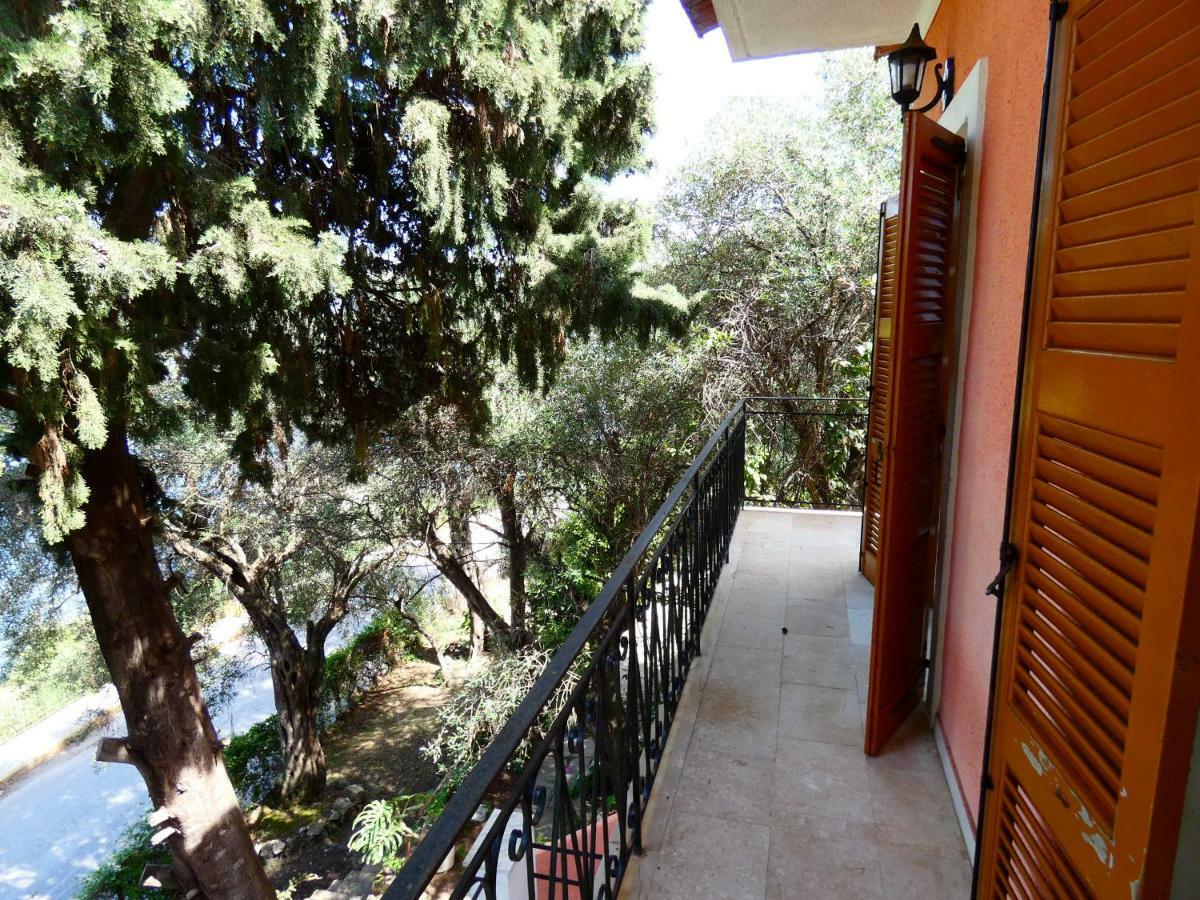 Iona Appartments Apartment Achilleion